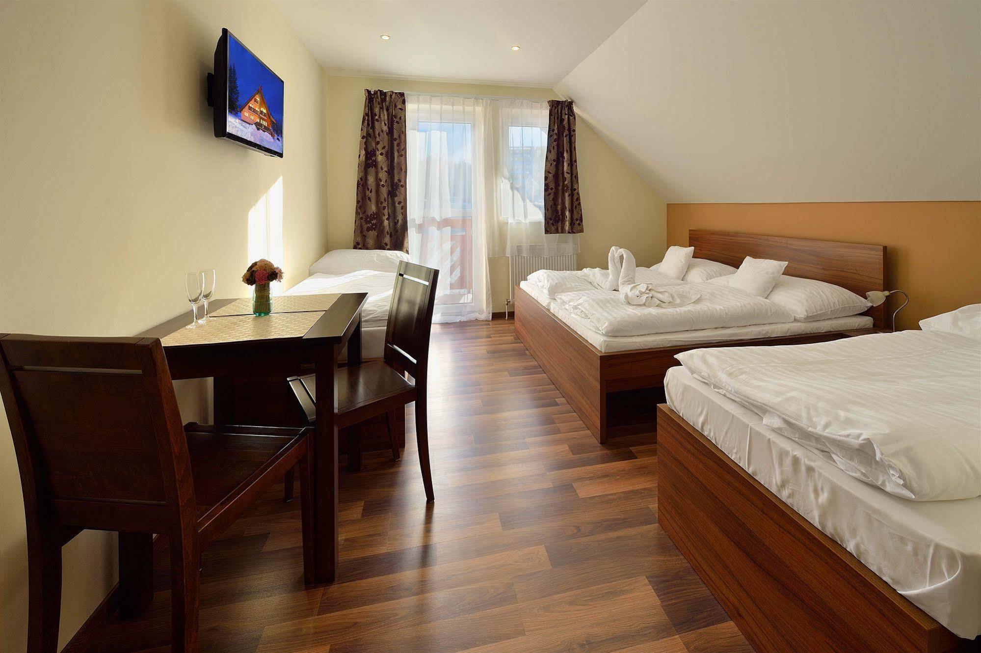 Villa Gloria Rooms & Apartments 도노발리 외부 사진